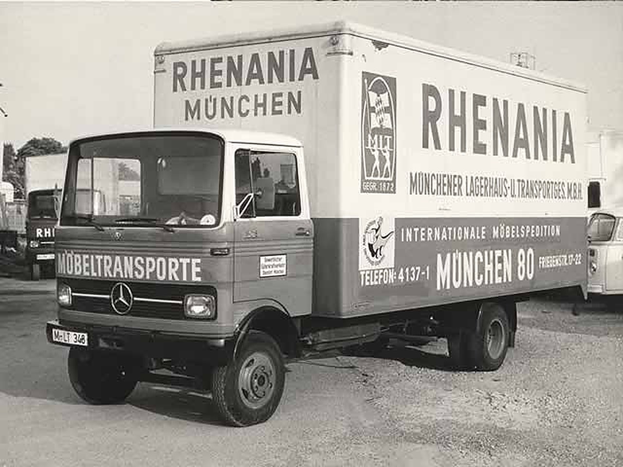 Rhenania-Möbelwagen aus der Firmengeschichte, Bild 2